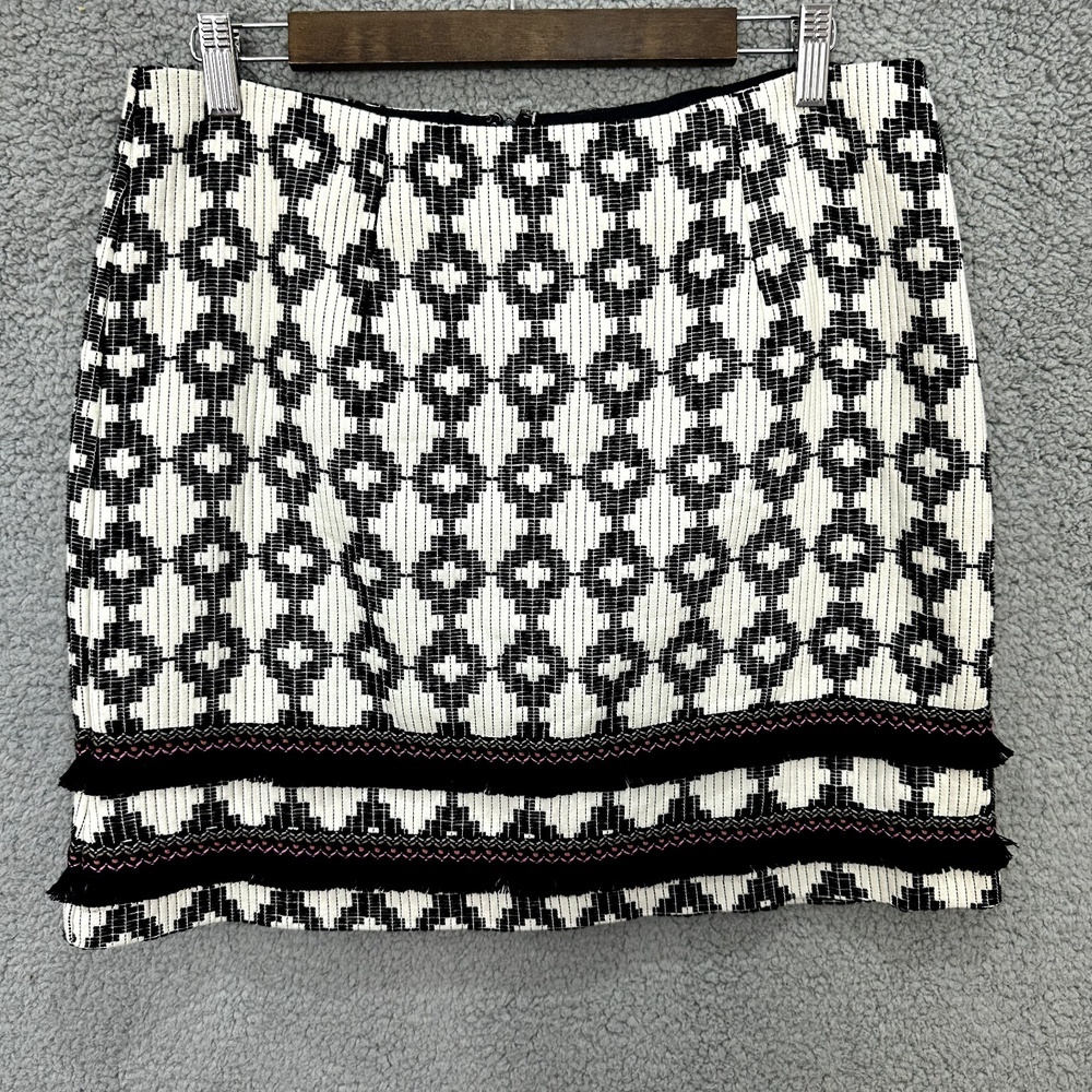 Merona Mini Skirt Women 12 Black White Textured Geo Mod Fringe Preppy Y2K‎ Boho